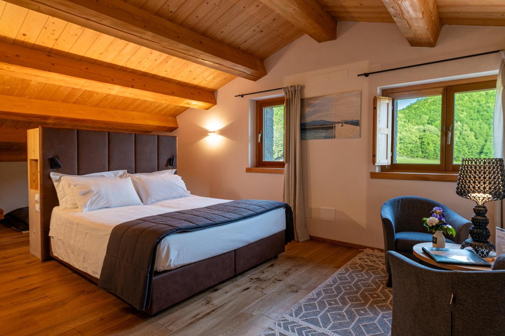 Aura Relais Hotel อูร์บีโน ภายนอก รูปภาพ