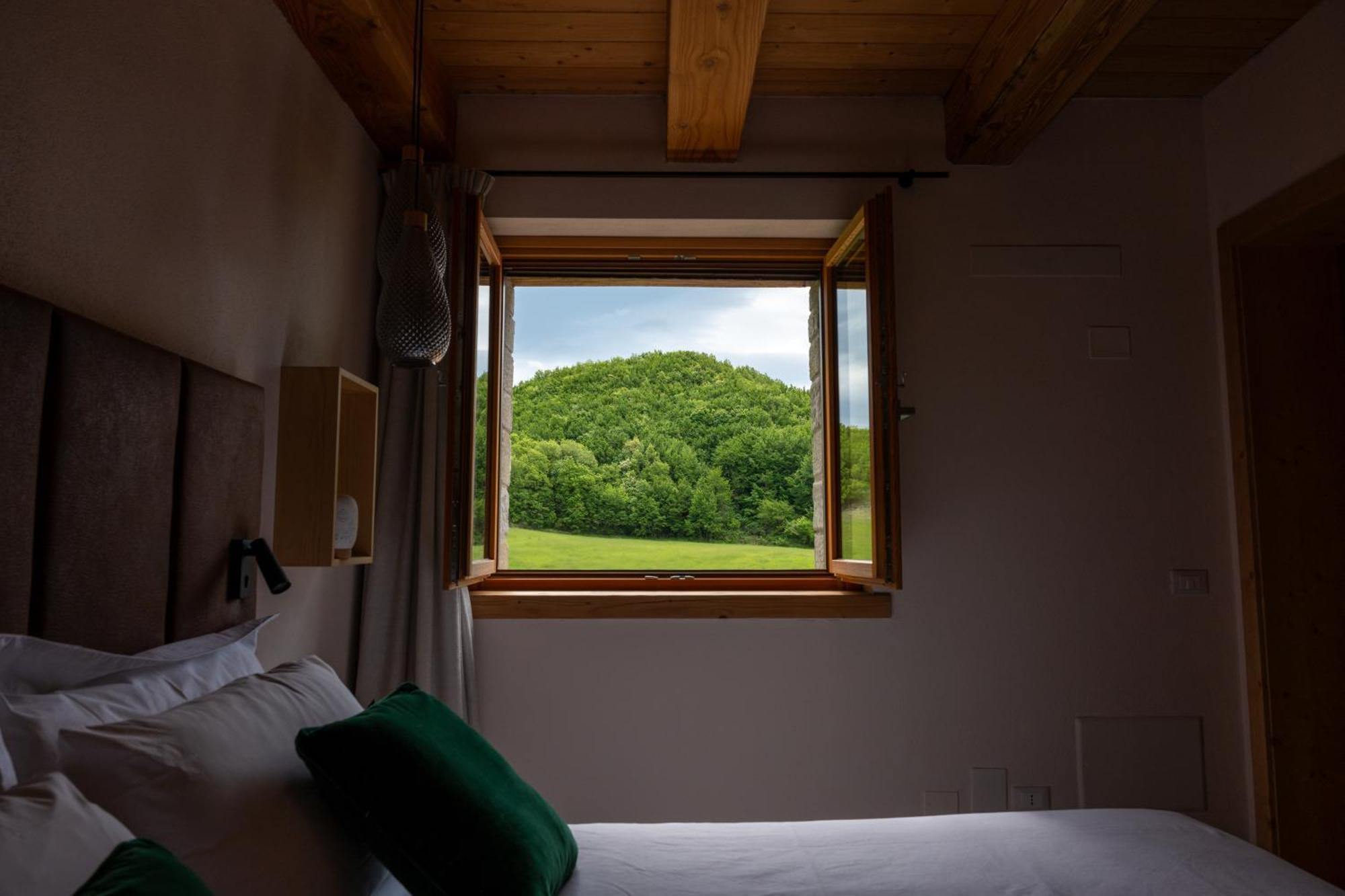 Aura Relais Hotel อูร์บีโน ภายนอก รูปภาพ